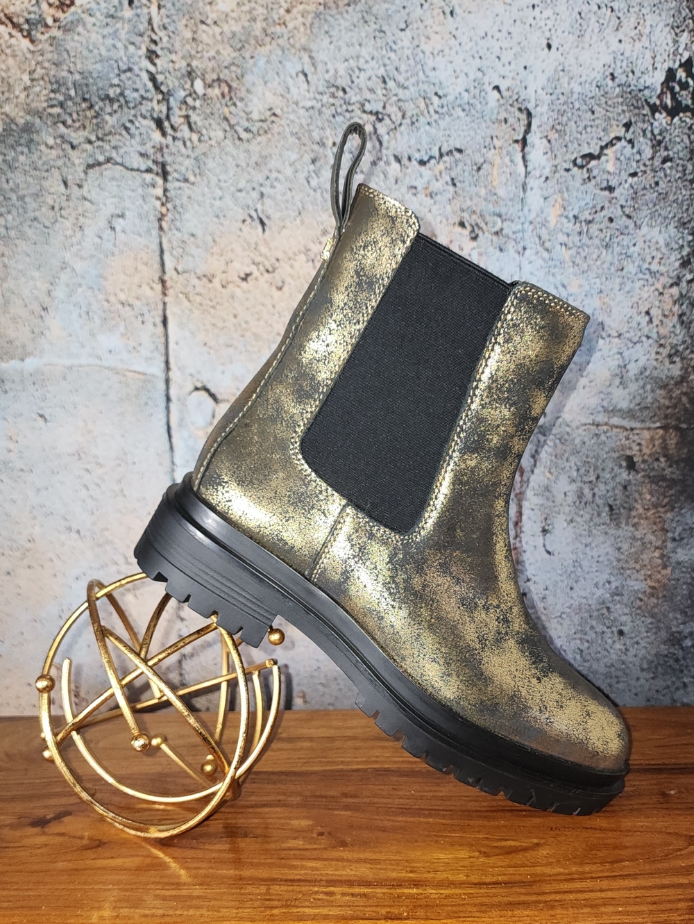 Lauren Ralph Lauren "Corrine" Chelsea Boots 7.5